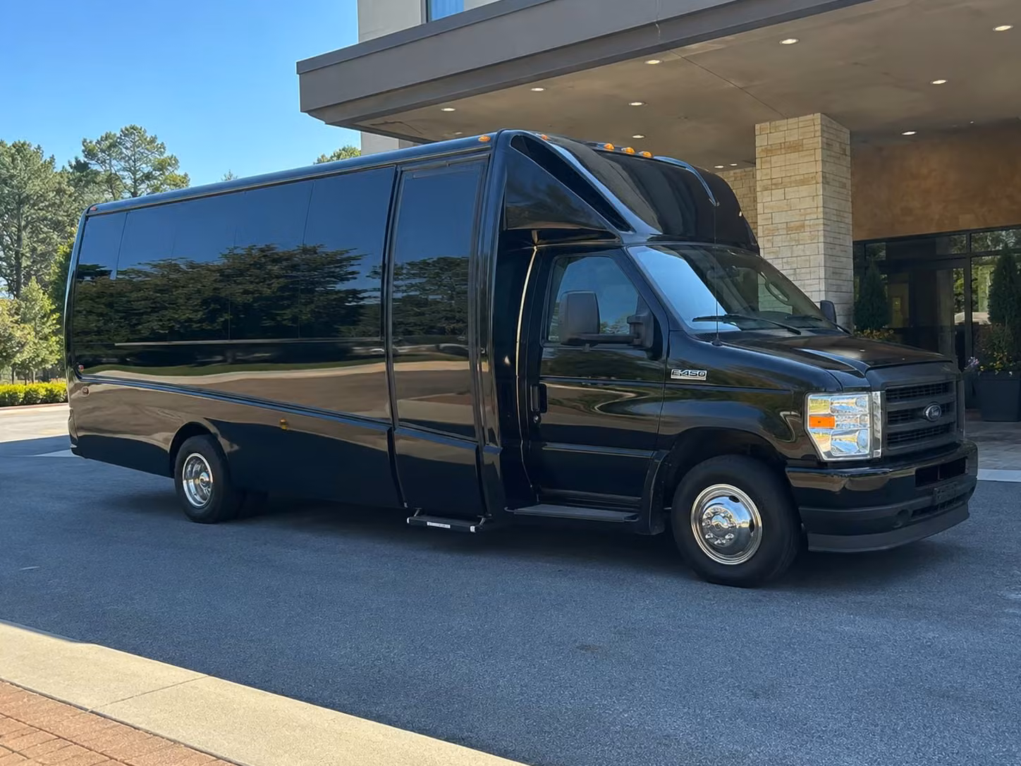 18 passenger minibus